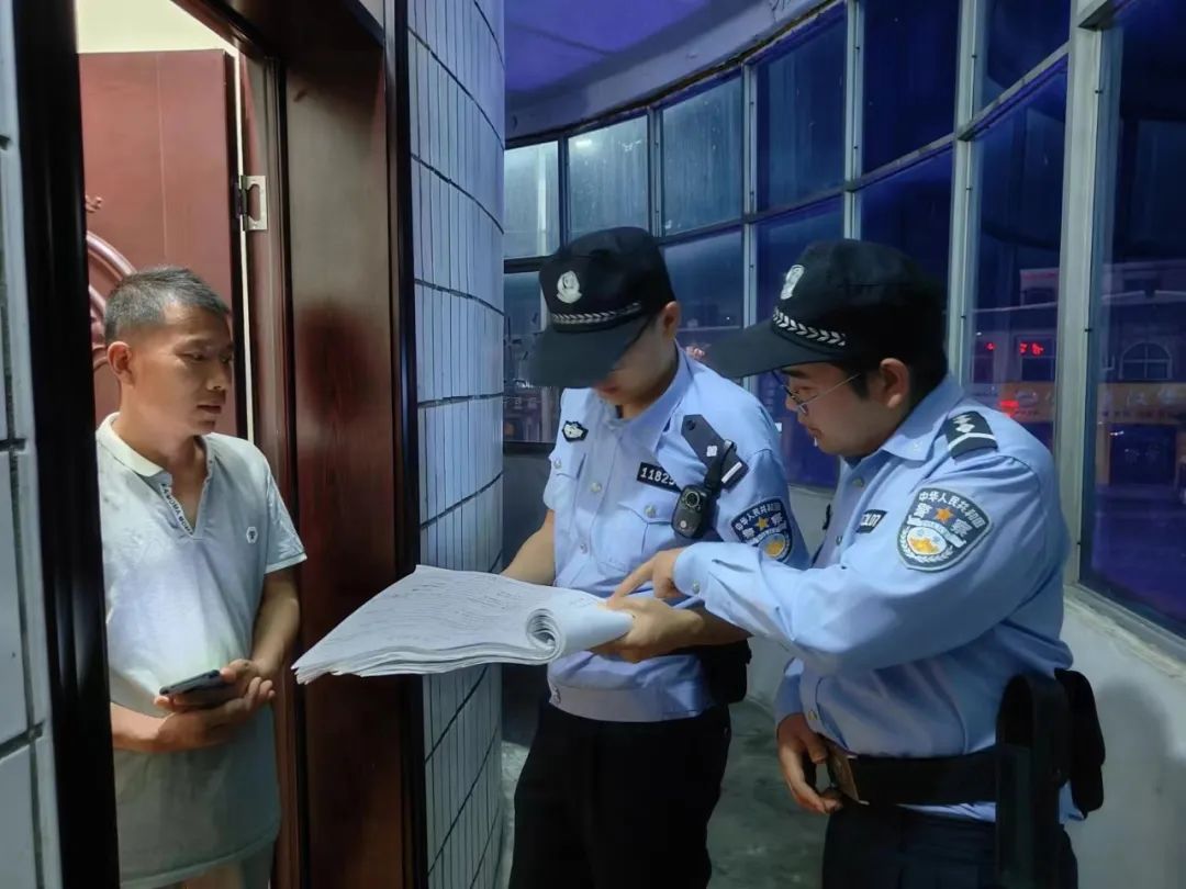澳門一碼一肖一特一中直播，揭示背后的風險與違法犯罪問題