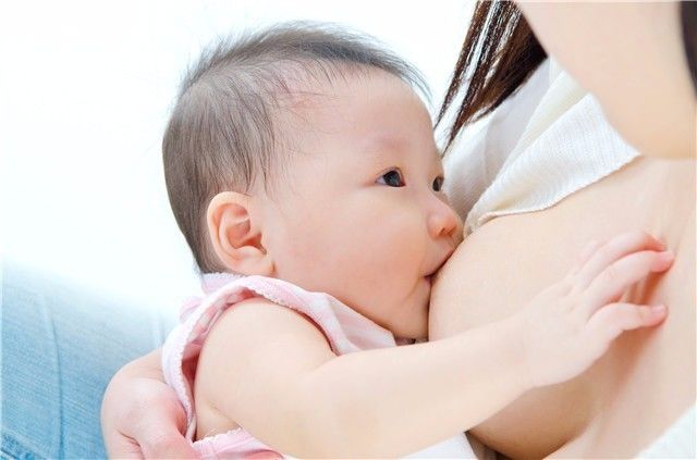 最新吃奶法，重塑嬰兒健康成長的黃金法則