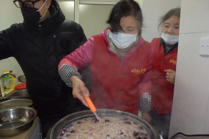 探索精準管家婆大聯(lián)盟特色，實地執(zhí)行考察方案與極速版服務優(yōu)勢