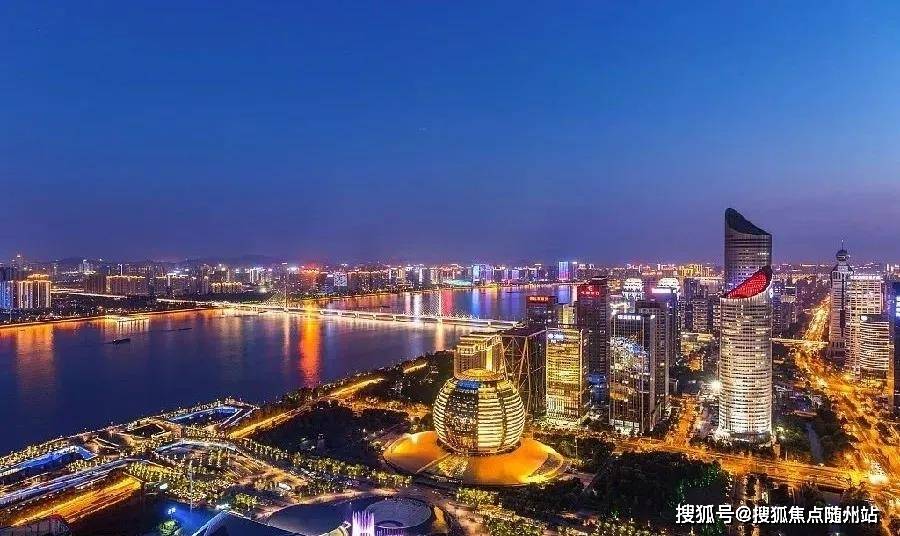 新澳門六和免費(fèi)資料查詢，探索與解析